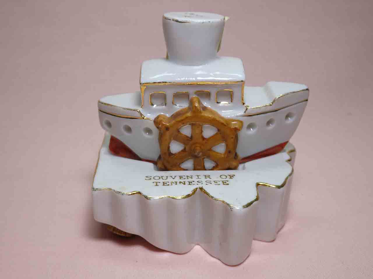 Ohio and river boat salt and pepper shakers