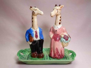 Dressed animal couples on green trays salt and pepper shakers - giraffes