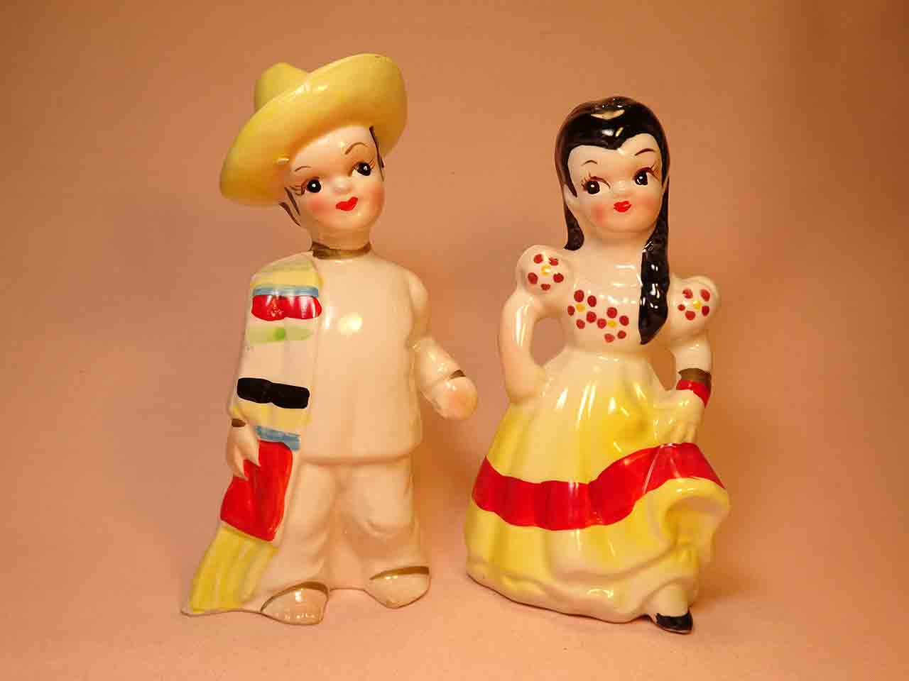 Kreiss Mexico people salt and pepper shakers