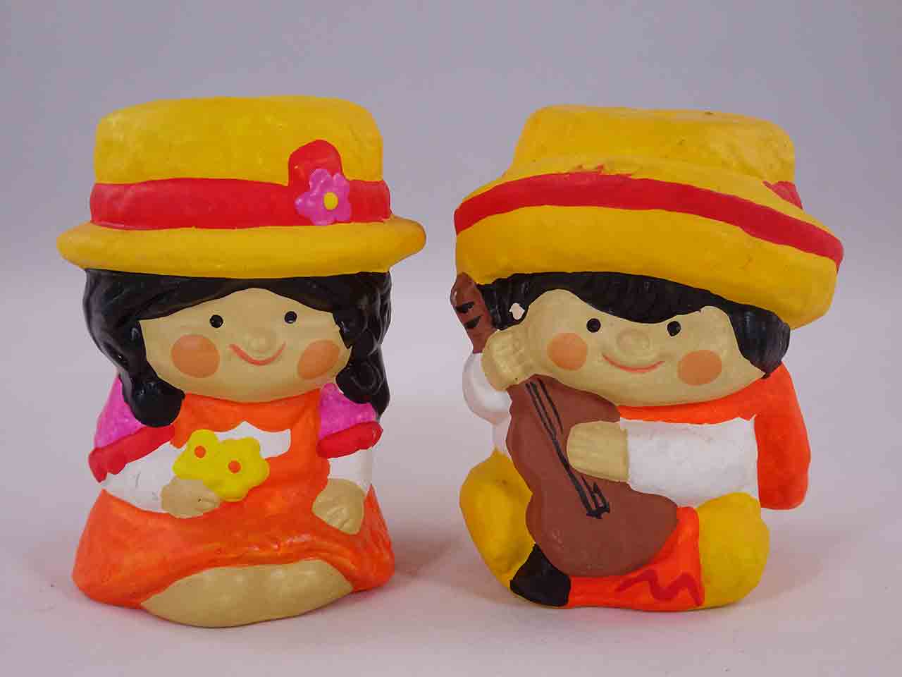 Gibson Greeting Cards Salt and Pepper Friends - Mexican salt and pepper shakers