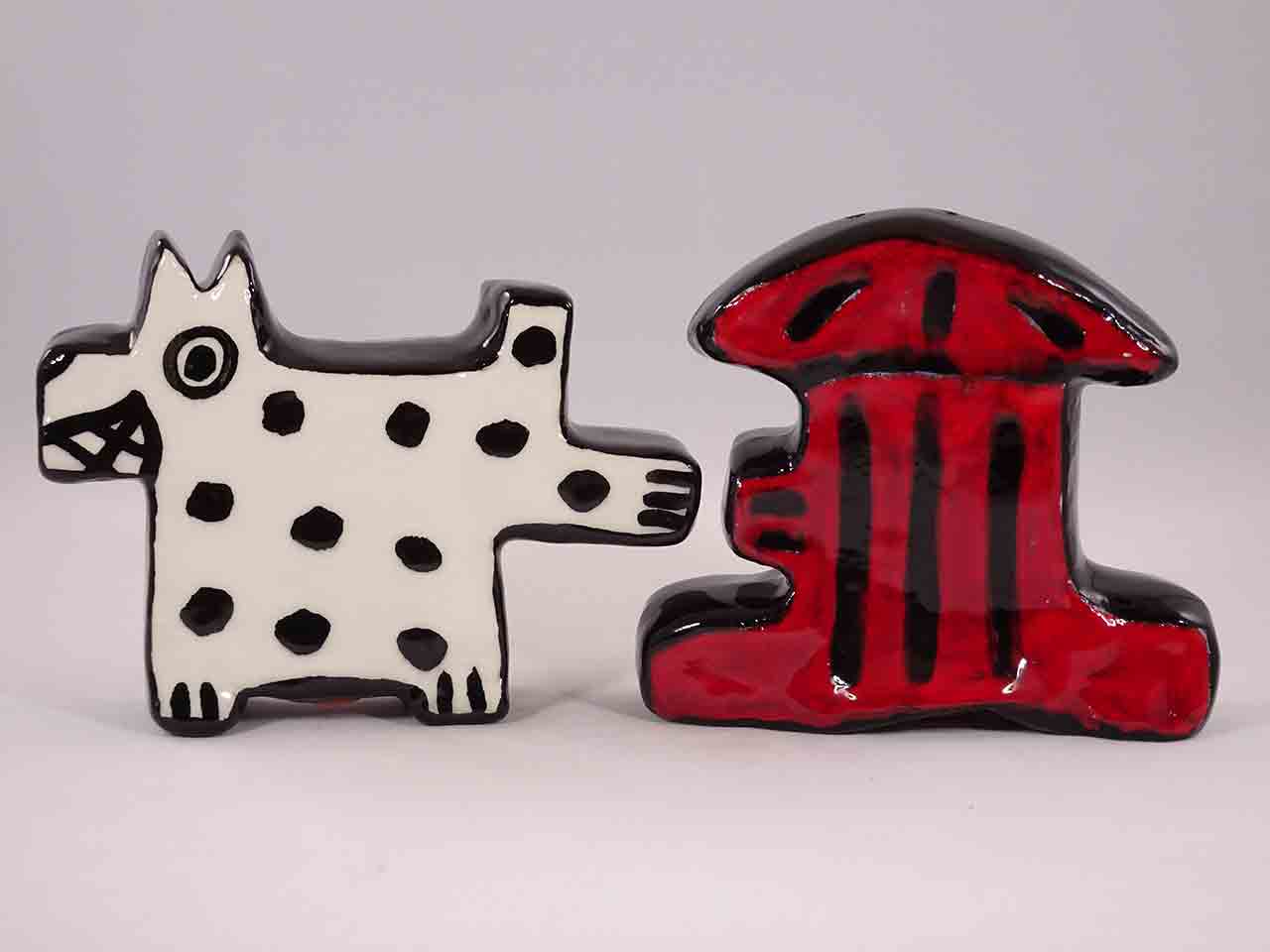 Dog with fire hydrant salt and pepper shakers