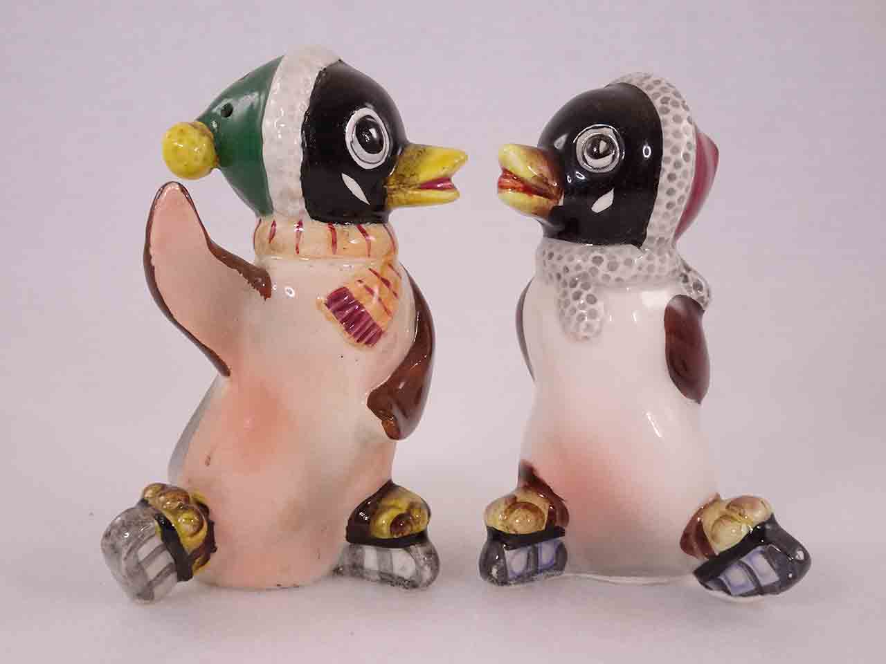 Penguins salt and pepper shakers