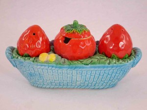 Occupied Japan strawberry condiment salt and pepper shakers