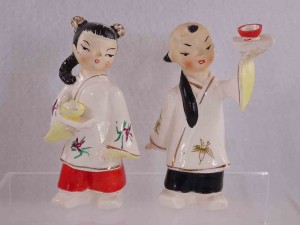 Japanese Couple in White/Gold Robes & Red/Black Pants salt and pepper shakers