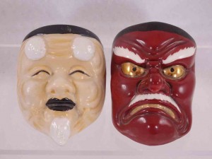 Craftsmen China Asian masks salt and pepper shakers