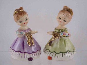 Marilyn-Exclusive CONSCO Japan imports - Girls in fancy dresses - salt and pepper shakers