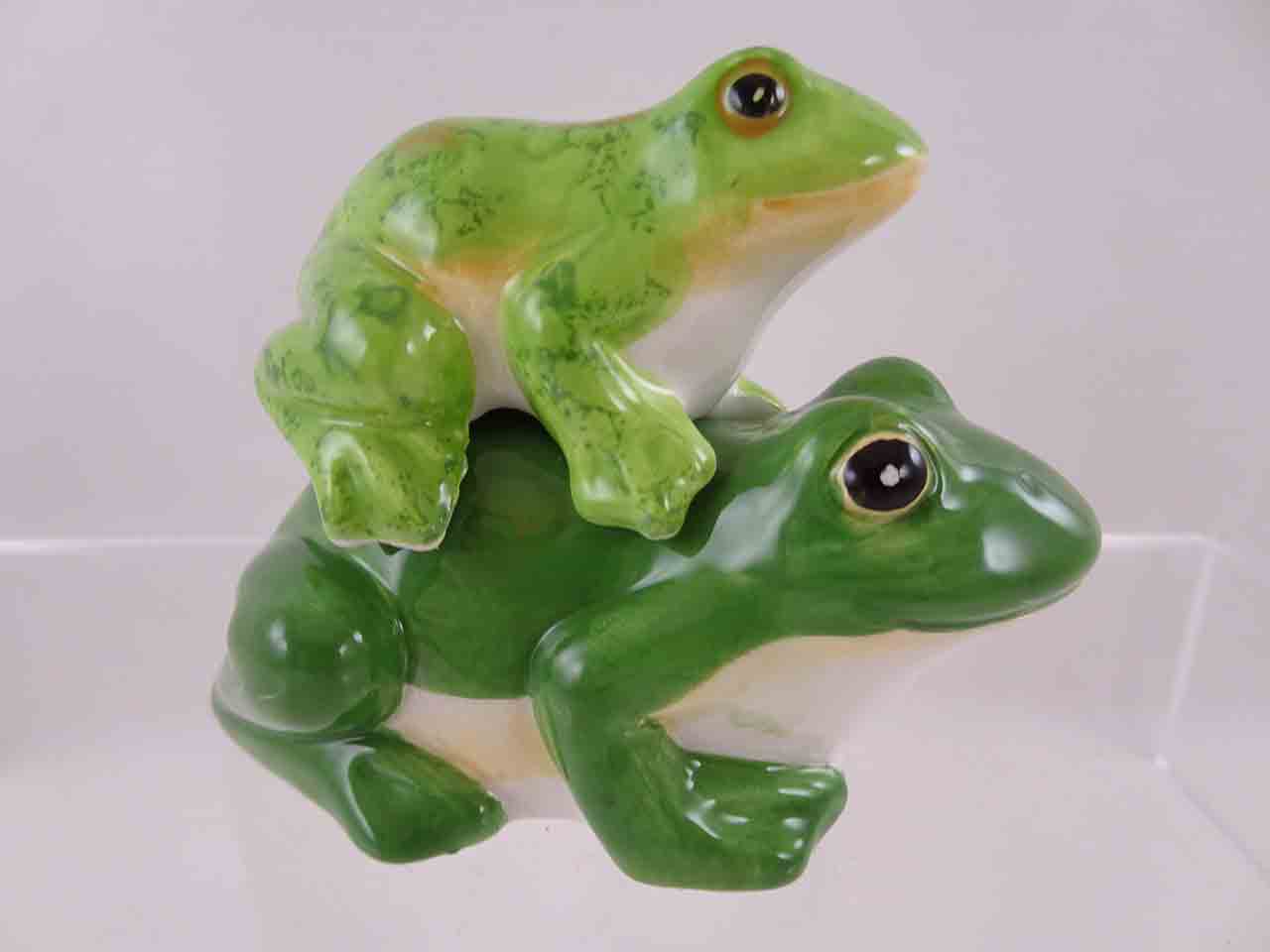 Ganz stacking animals salt and pepper shaker series - frogs