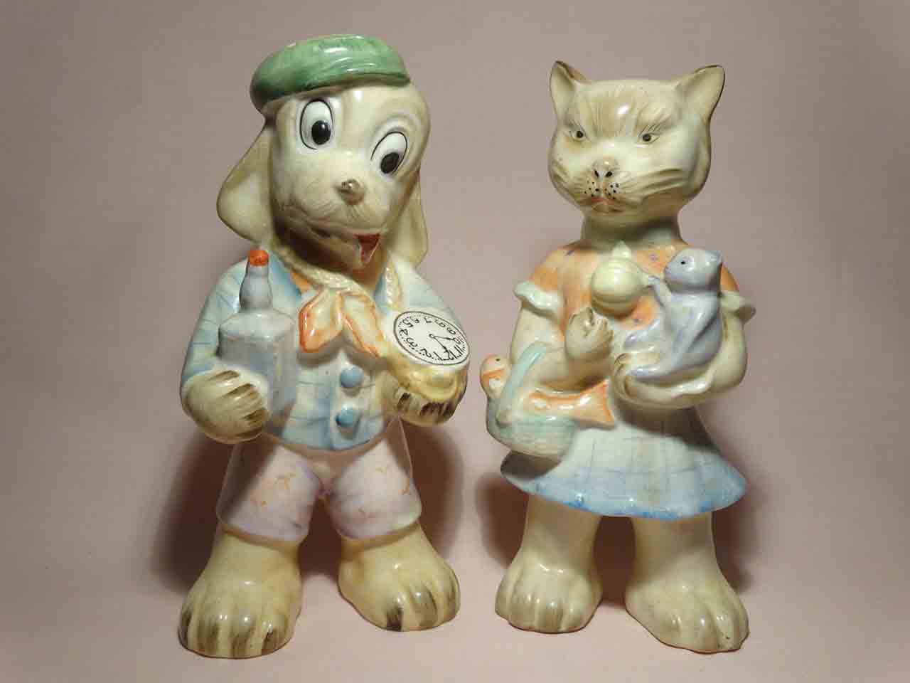 Ardalt cat and dog salt and pepper shakers