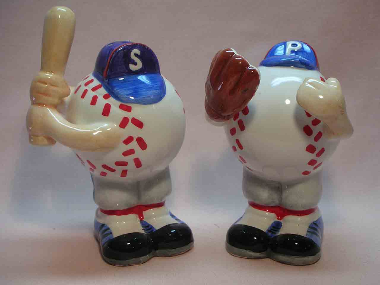 Friendly Rivals - anthropomorphic sport balls salt and pepper shakers - baseballs