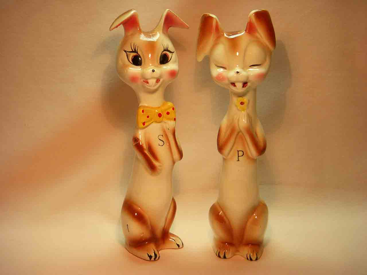 Japan Stamped 3729 tallboy series of salt and pepper shakers - bunny rabbits