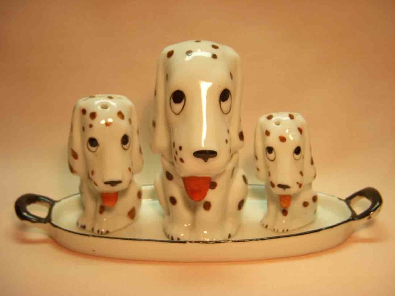 Dismal Desmond dogs from Germany salt and pepper shakers