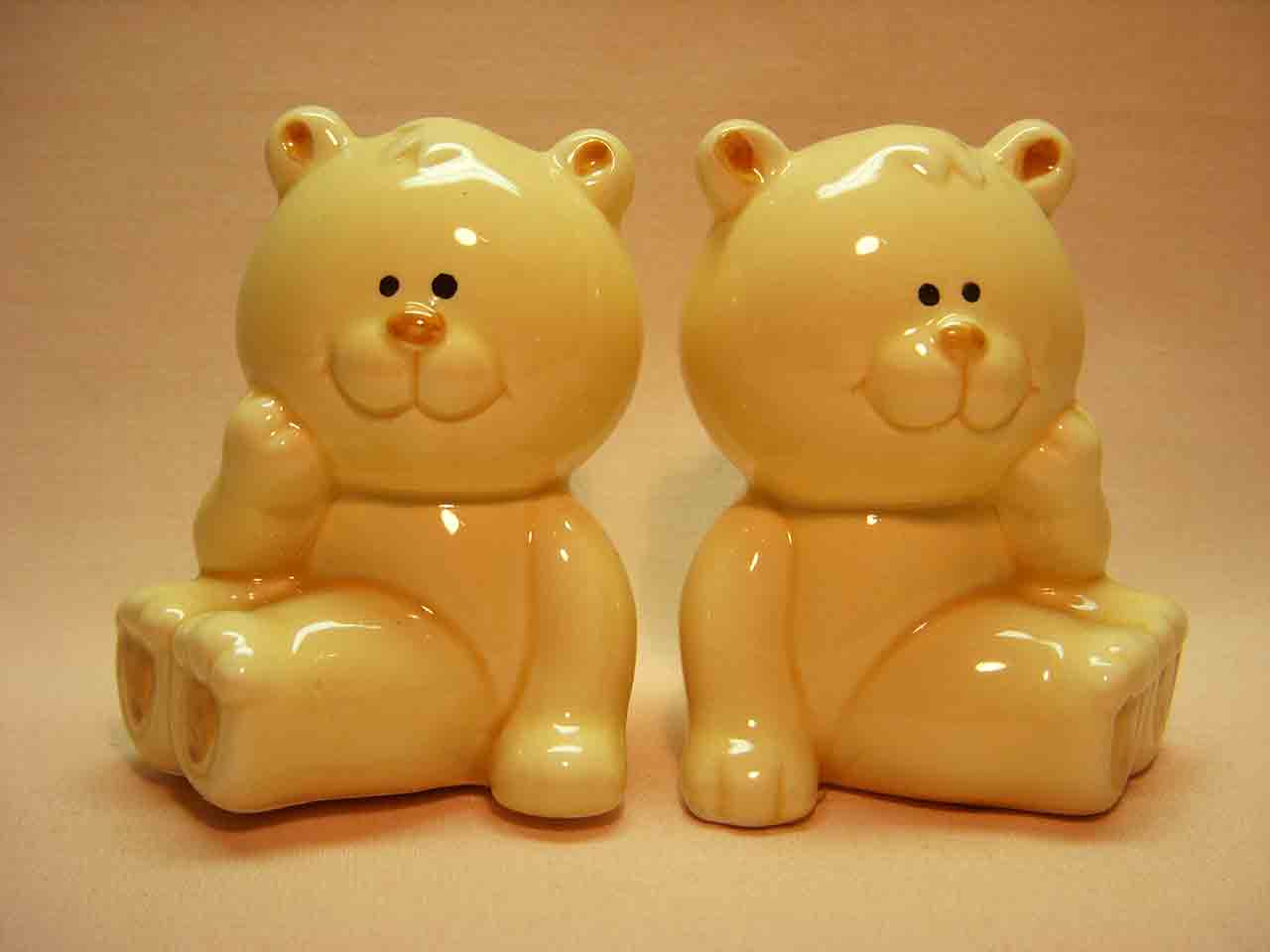 Josef Original animals salt and pepper shakers series - bears